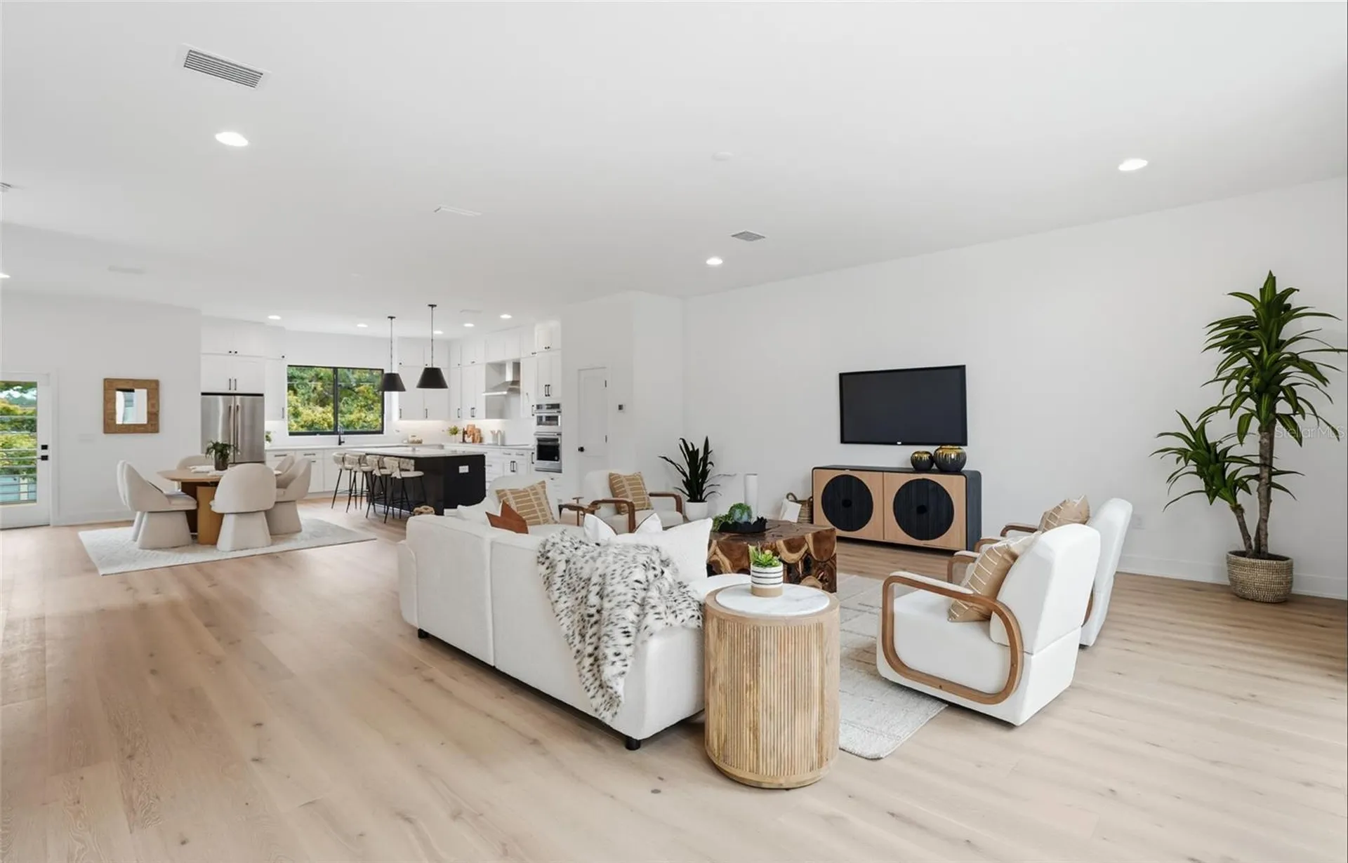 3002 W Platt Tampa FL 33609