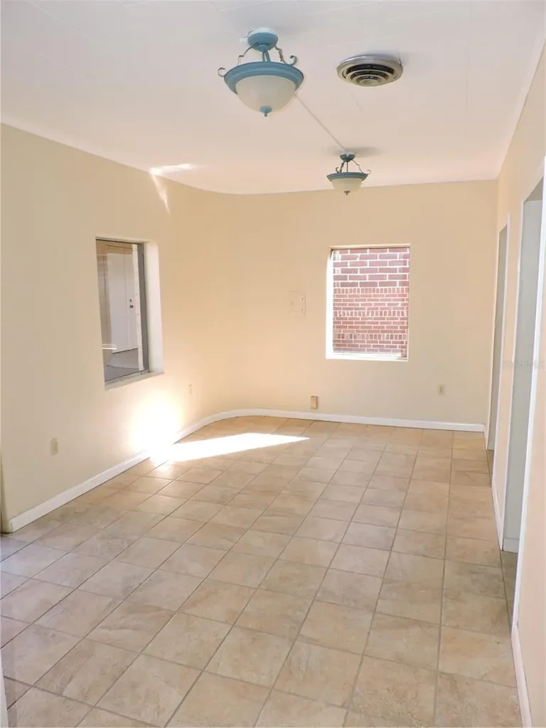 322 Scenic Highway N Lake Wales FL 33853