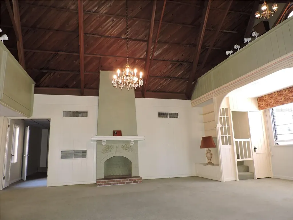 322 Scenic Highway N Lake Wales FL 33853