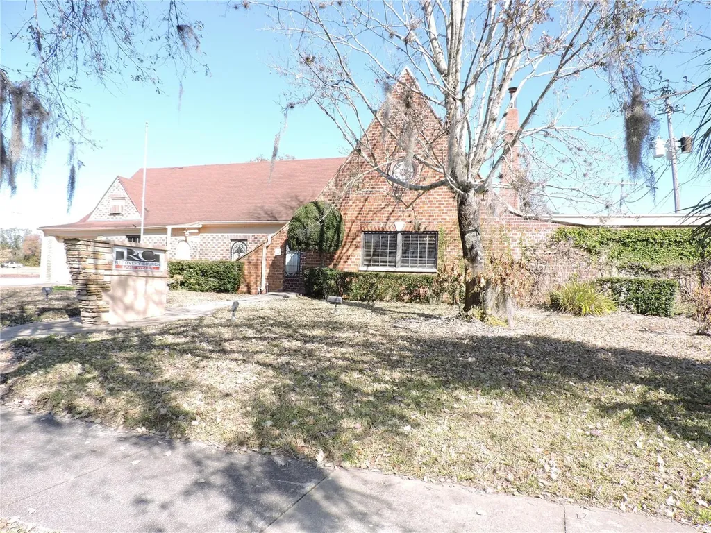322 Scenic Highway N Lake Wales FL 33853