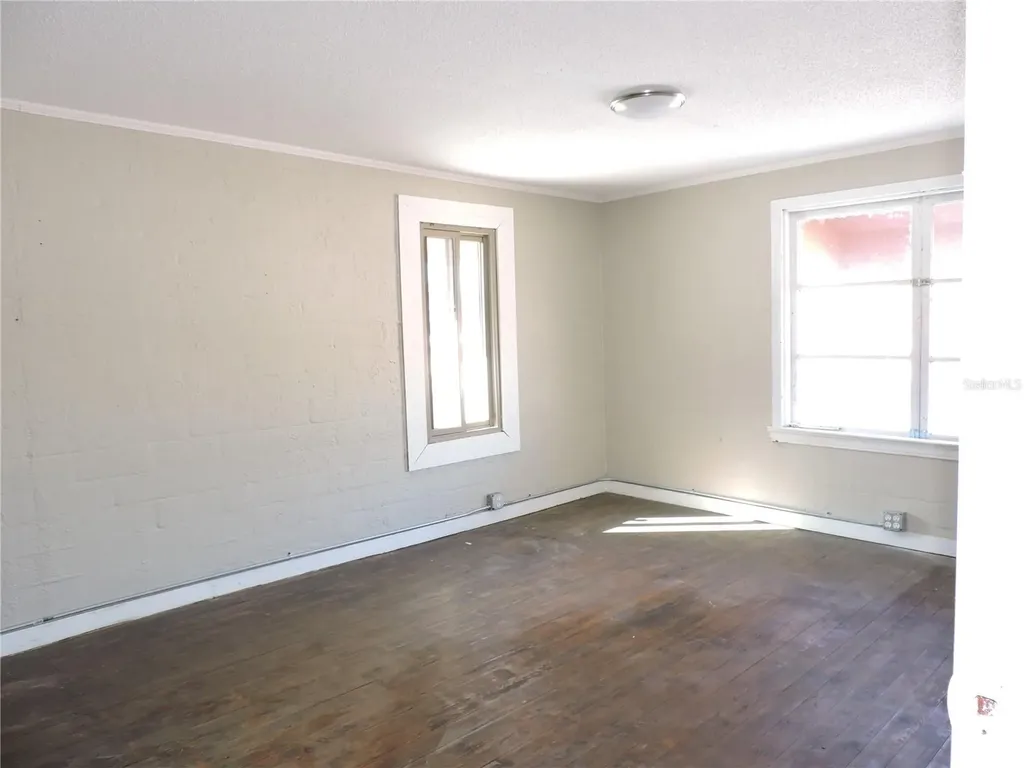 322 Scenic Highway N Lake Wales FL 33853