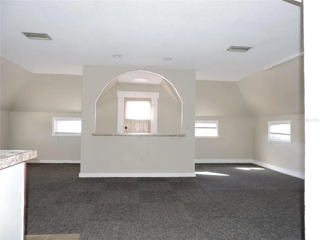 322 Scenic Highway N Lake Wales FL 33853