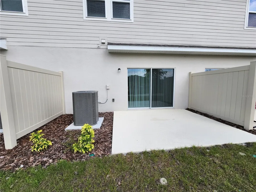 2612 Penguin Boulevard Davenport FL 33837