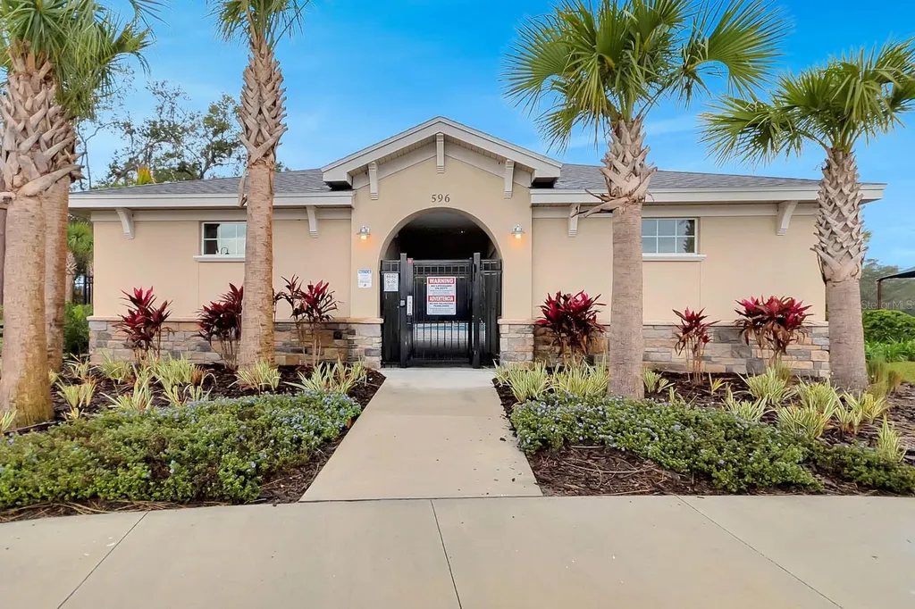 2612 Penguin Boulevard Davenport FL 33837