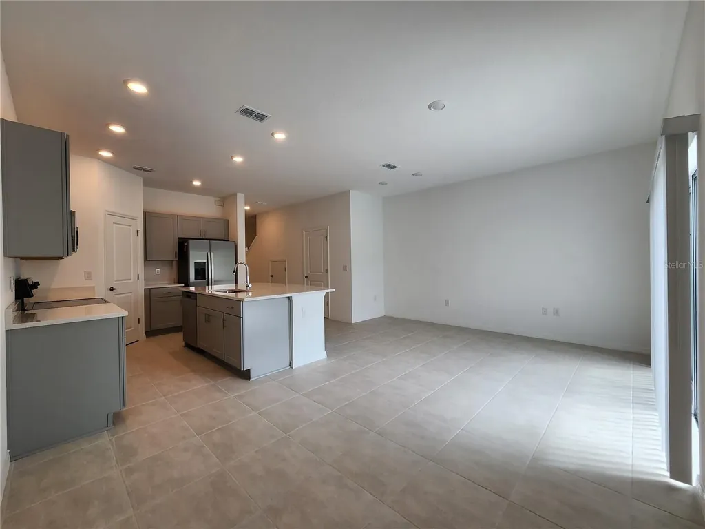 2612 Penguin Boulevard Davenport FL 33837