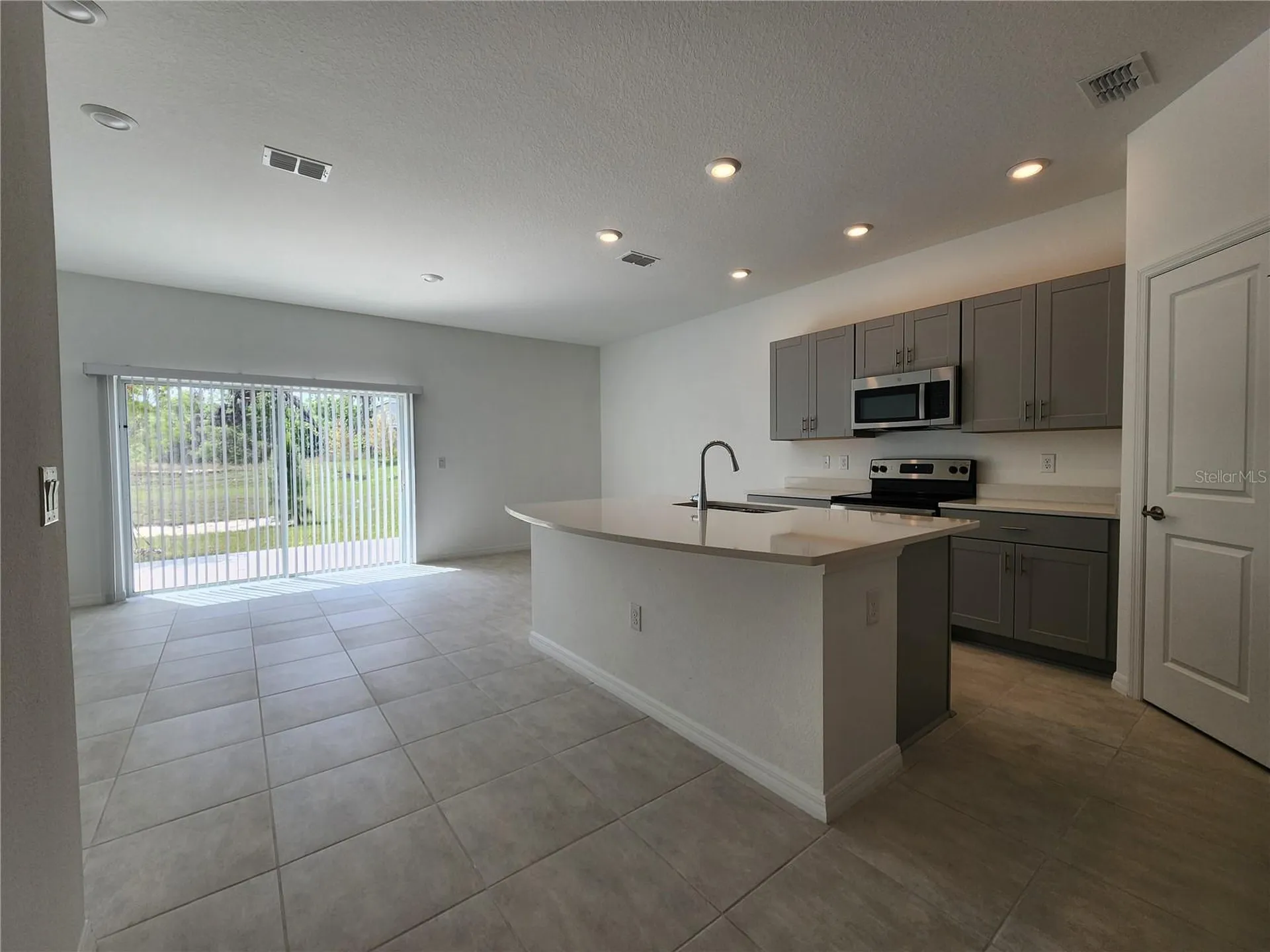 2612 Penguin Boulevard Davenport FL 33837