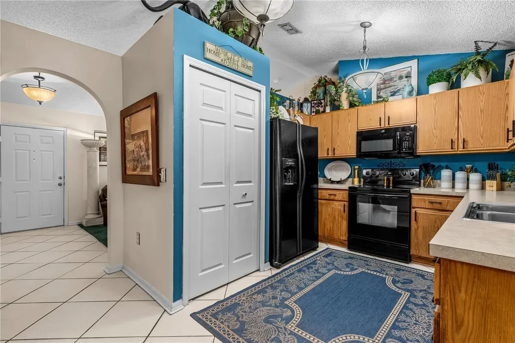 8 Ziegfeld Place Palm Coast FL 32164