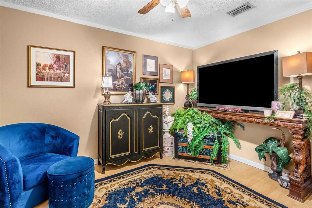 8 Ziegfeld Place Palm Coast FL 32164
