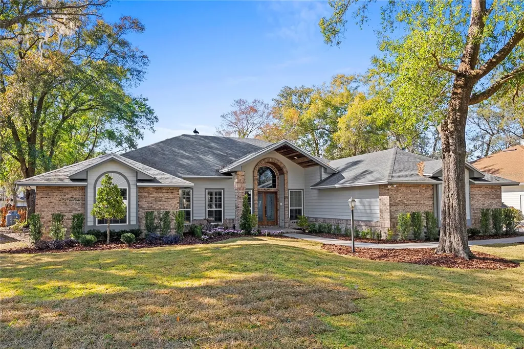 240 Shady Oaks Circle Lake Mary FL 32746