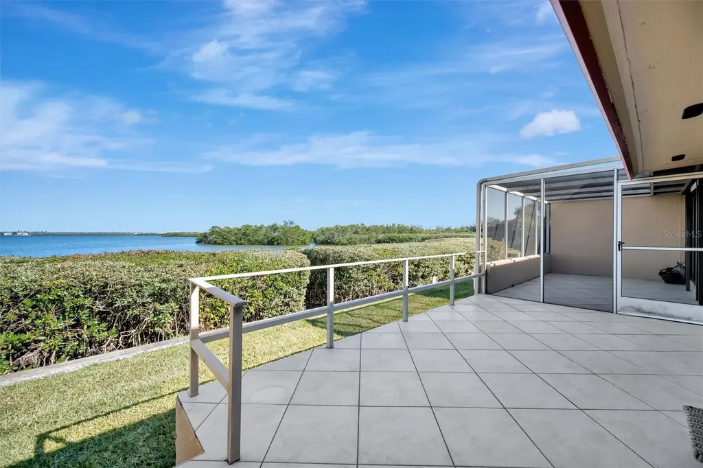 3893 Catalina Drive Bradenton FL 34210