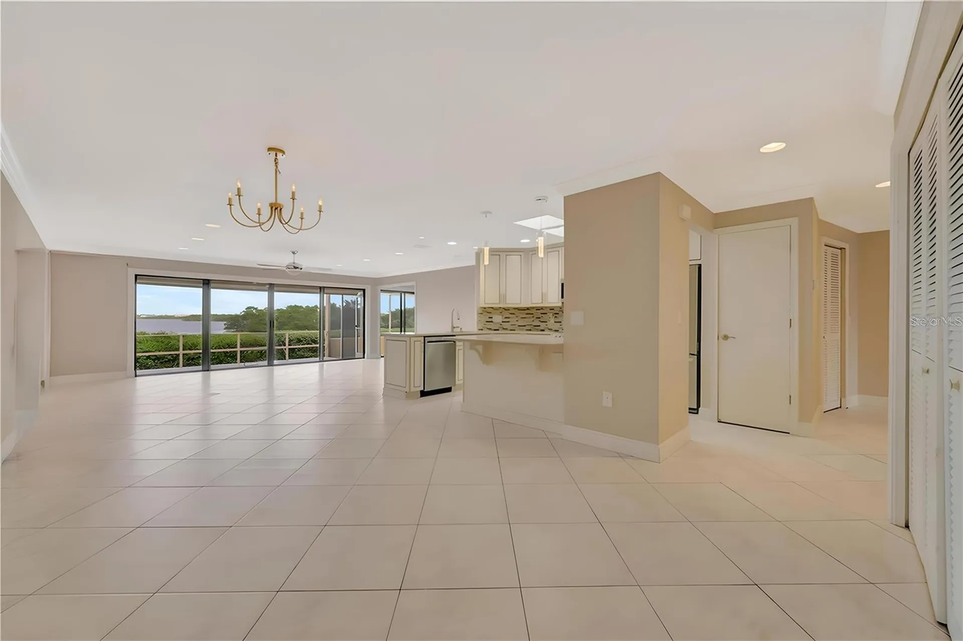 3893 Catalina Drive Bradenton FL 34210