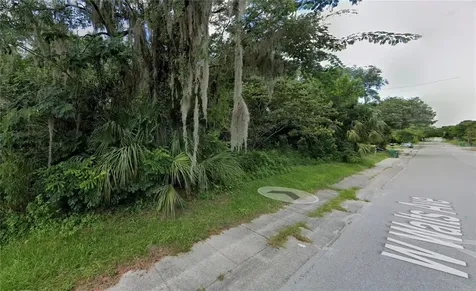 331 W Walts Avenue Deland FL 32720