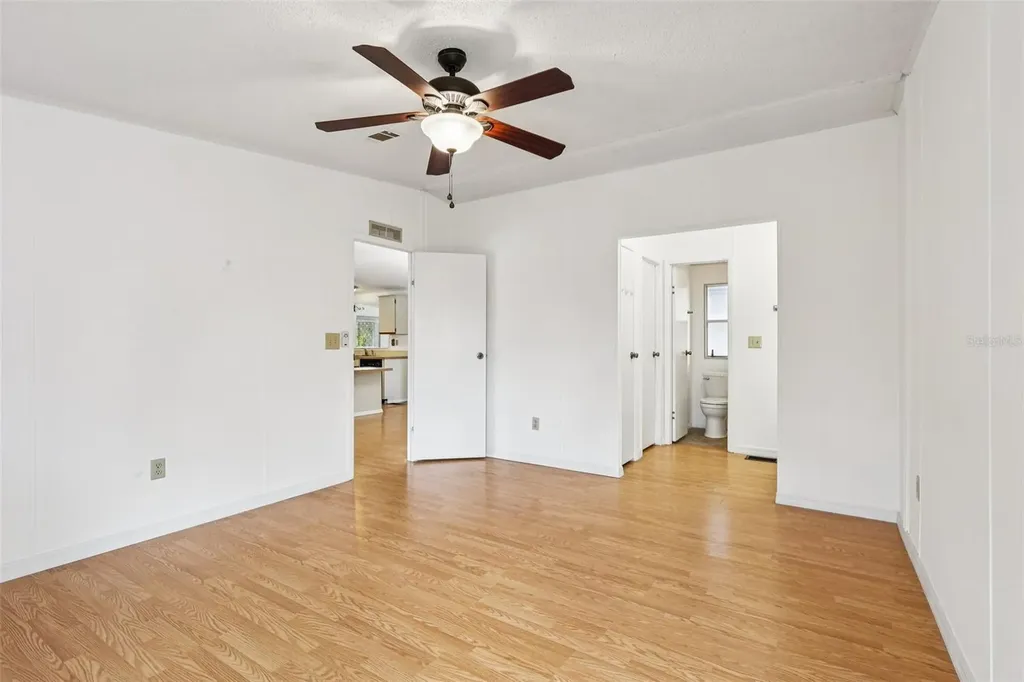 1024 Hilltop Road Tavares FL 32778