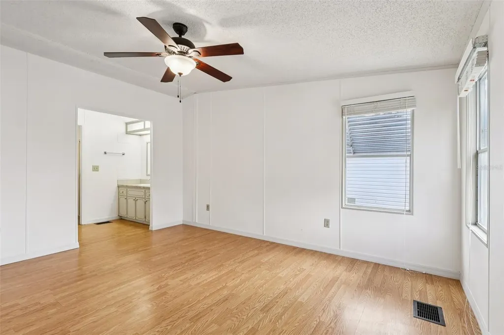 1024 Hilltop Road Tavares FL 32778