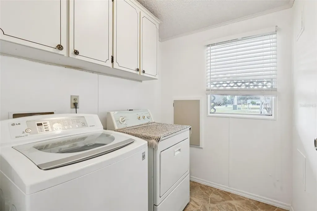 1024 Hilltop Road Tavares FL 32778