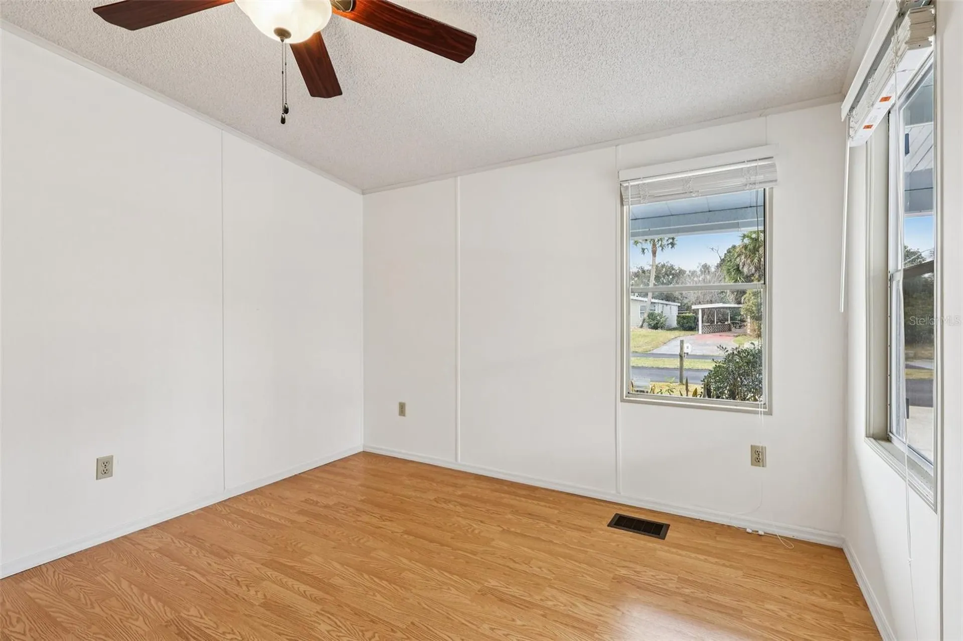 1024 Hilltop Road Tavares FL 32778