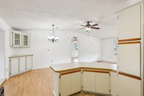 1024 Hilltop Road Tavares FL 32778