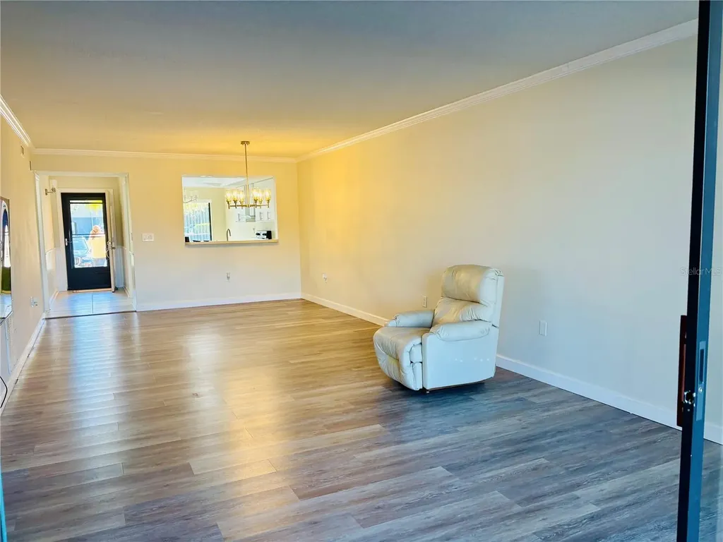 6211 Timber Lake Drive Sarasota FL 34243