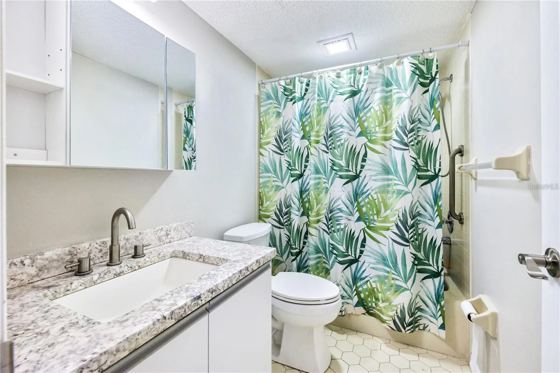 6211 Timber Lake Drive Sarasota FL 34243