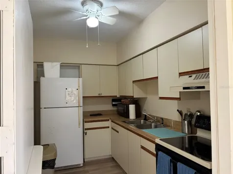 6211 Timber Lake Drive Sarasota FL 34243
