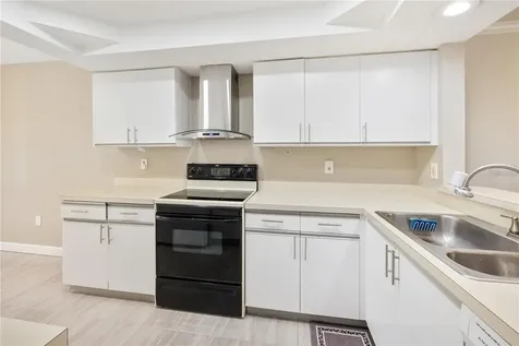 6211 Timber Lake Drive Sarasota FL 34243
