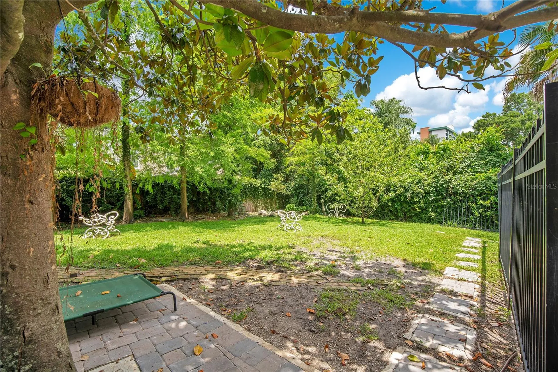 614 Lake Avenue Orlando FL 32801