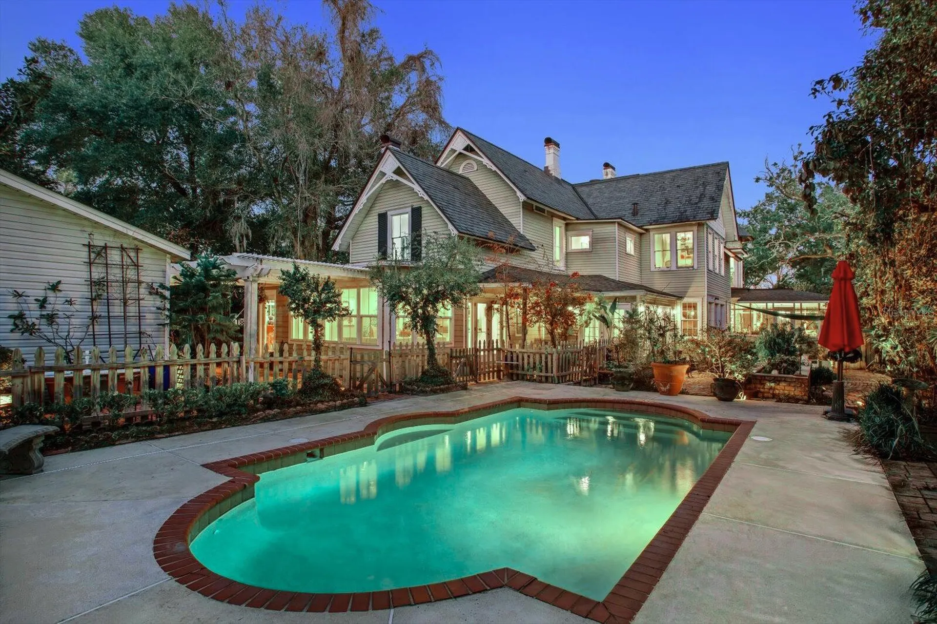 614 Lake Avenue Orlando FL 32801