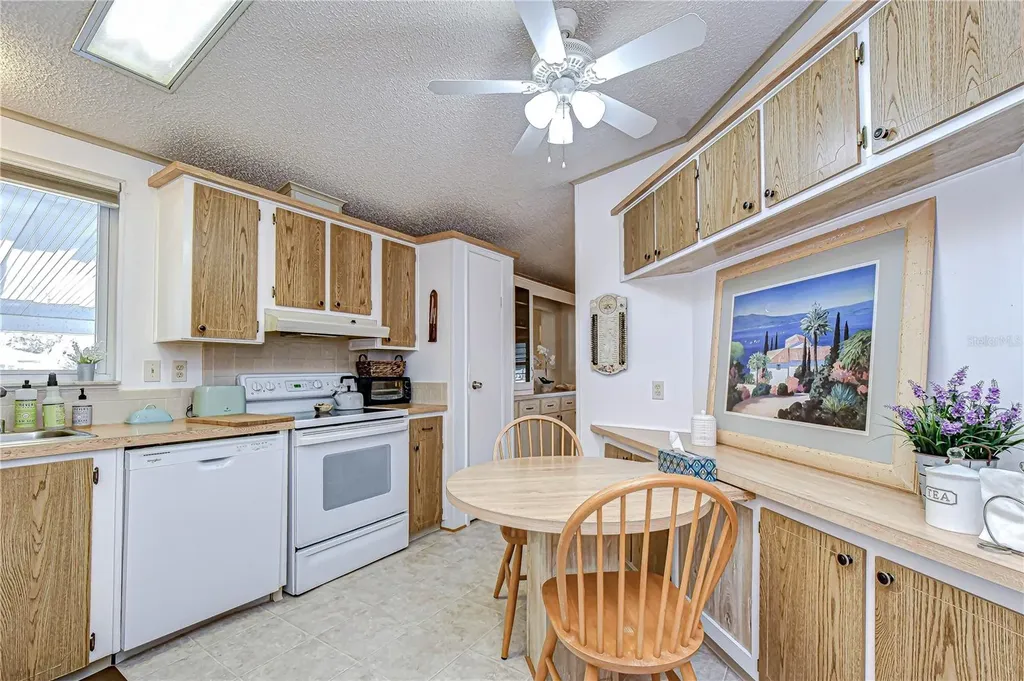 4843 Blanco Drive Zephyrhills FL 33541