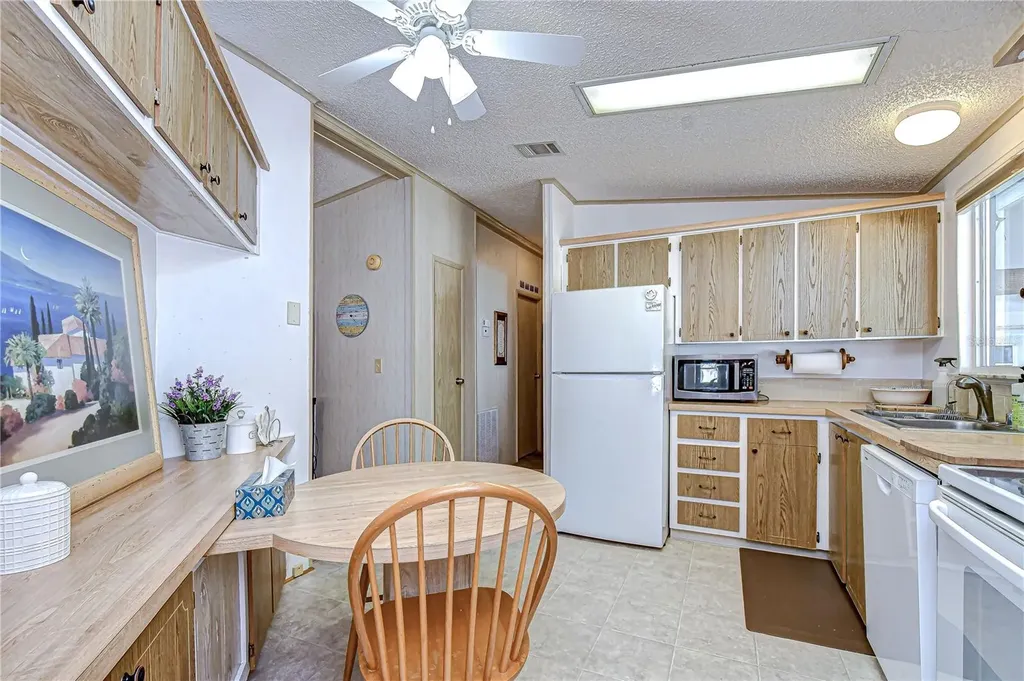 4843 Blanco Drive Zephyrhills FL 33541