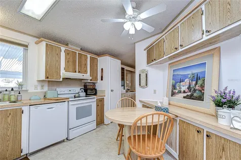 4843 Blanco Drive Zephyrhills FL 33541