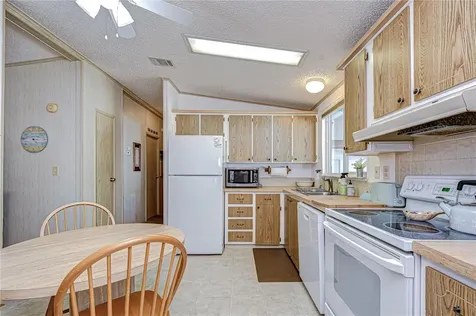 4843 Blanco Drive Zephyrhills FL 33541