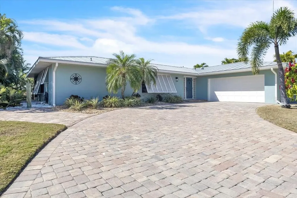 1226 Via Tripoli Punta Gorda FL 33950