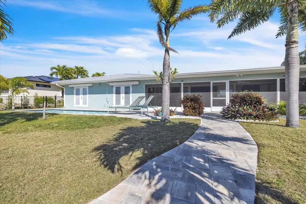 1226 Via Tripoli Punta Gorda FL 33950