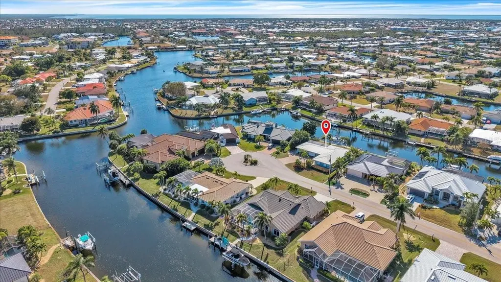 1226 Via Tripoli Punta Gorda FL 33950