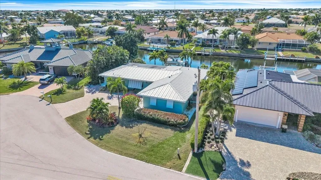 1226 Via Tripoli Punta Gorda FL 33950