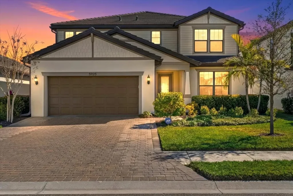 5925 Bluestar Court Lakewood Ranch FL 34211