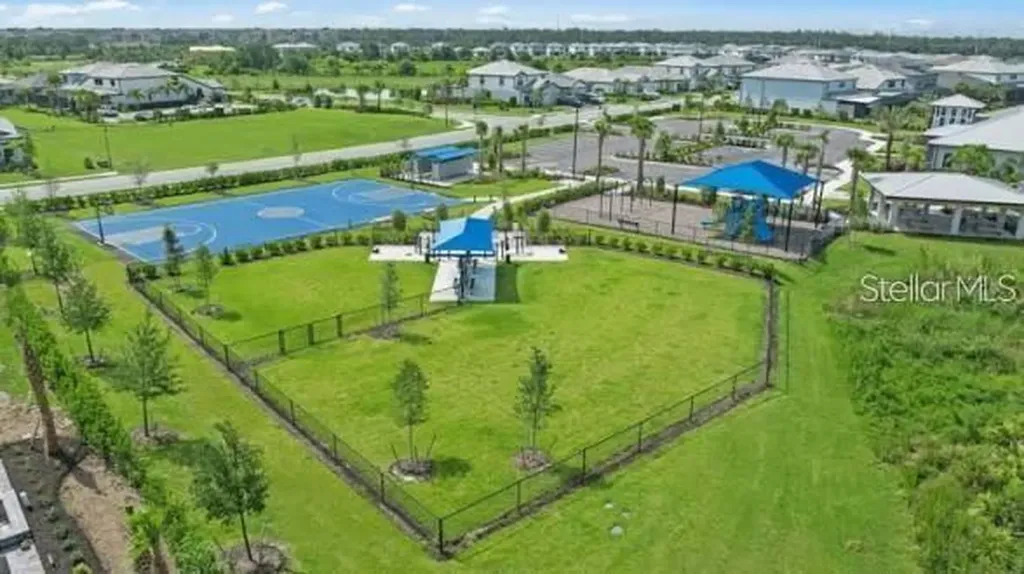 5925 Bluestar Court Lakewood Ranch FL 34211