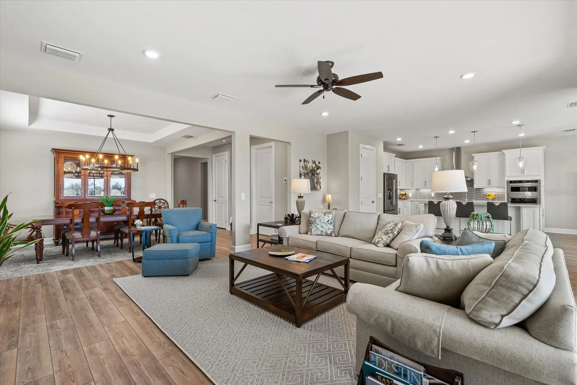 5925 Bluestar Court Lakewood Ranch FL 34211