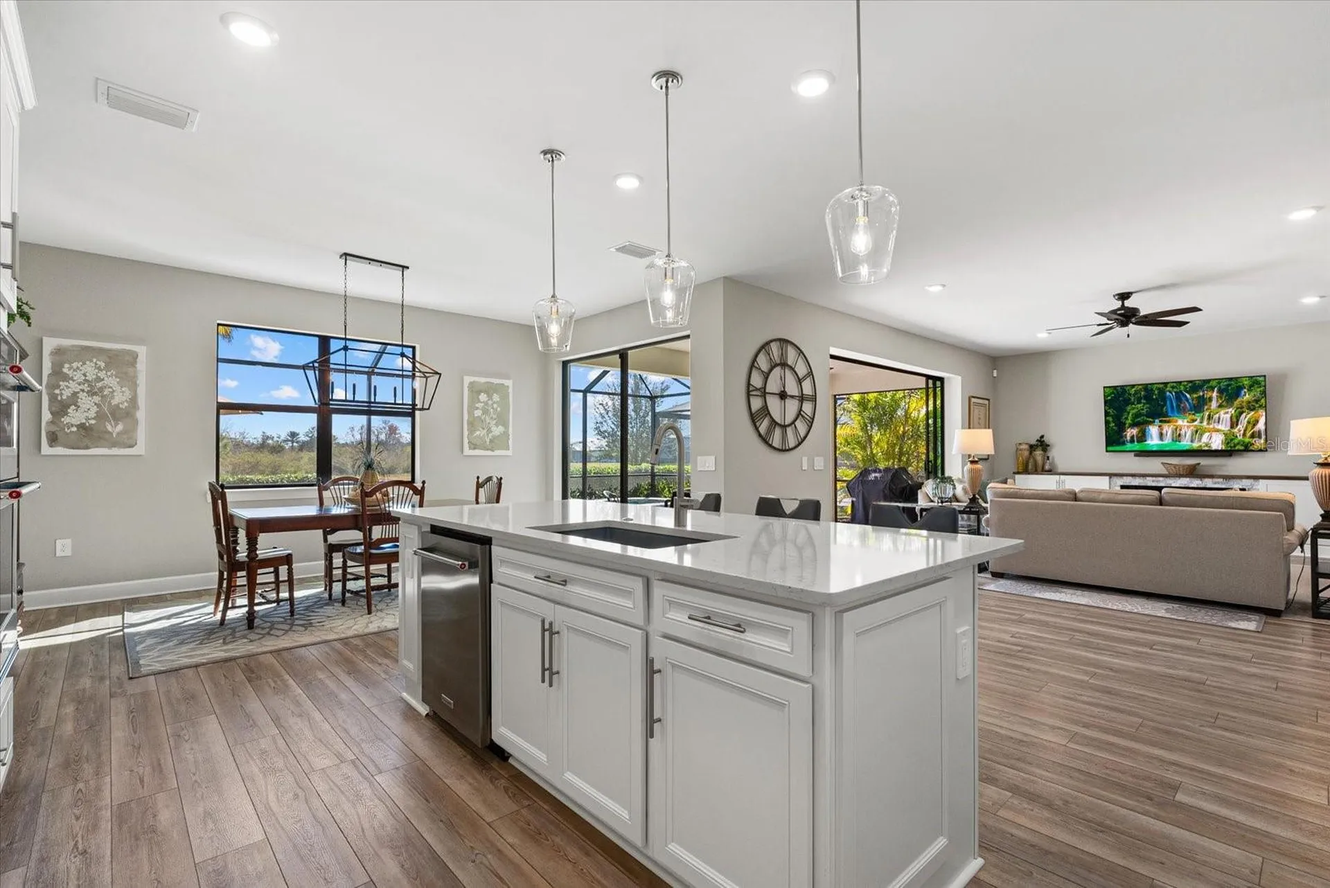 5925 Bluestar Court Lakewood Ranch FL 34211