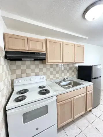 2916 North 16th Street Tampa FL 33605