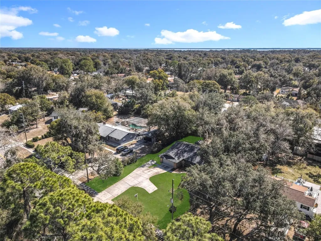 131 E Highbanks Road Debary FL 32713