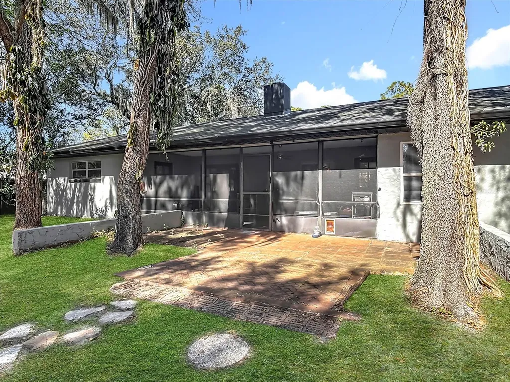 131 E Highbanks Road Debary FL 32713