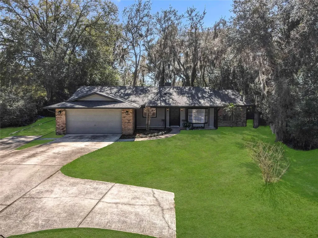 131 E Highbanks Road Debary FL 32713