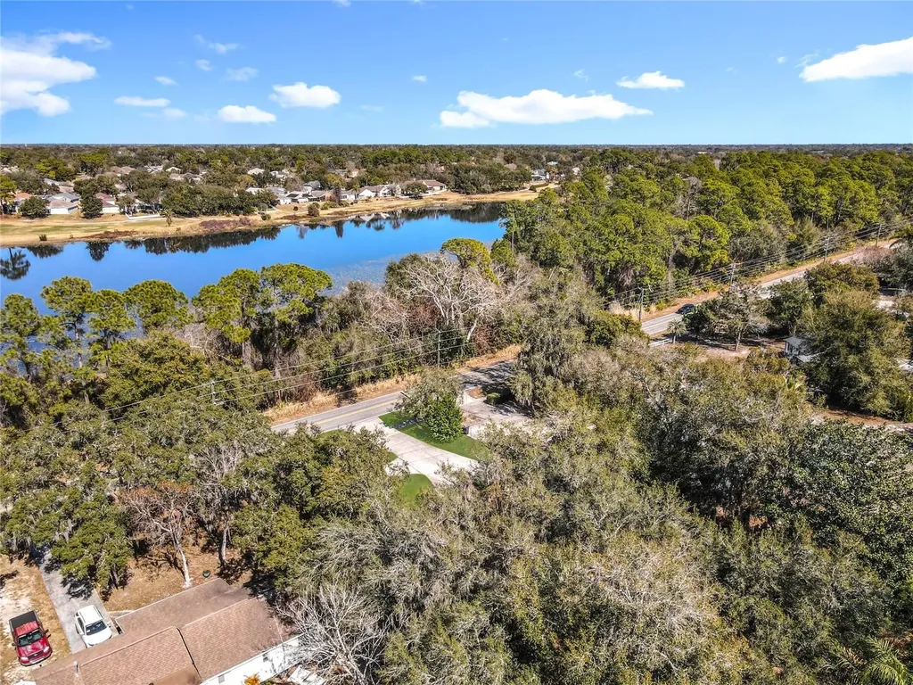 131 E Highbanks Road Debary FL 32713