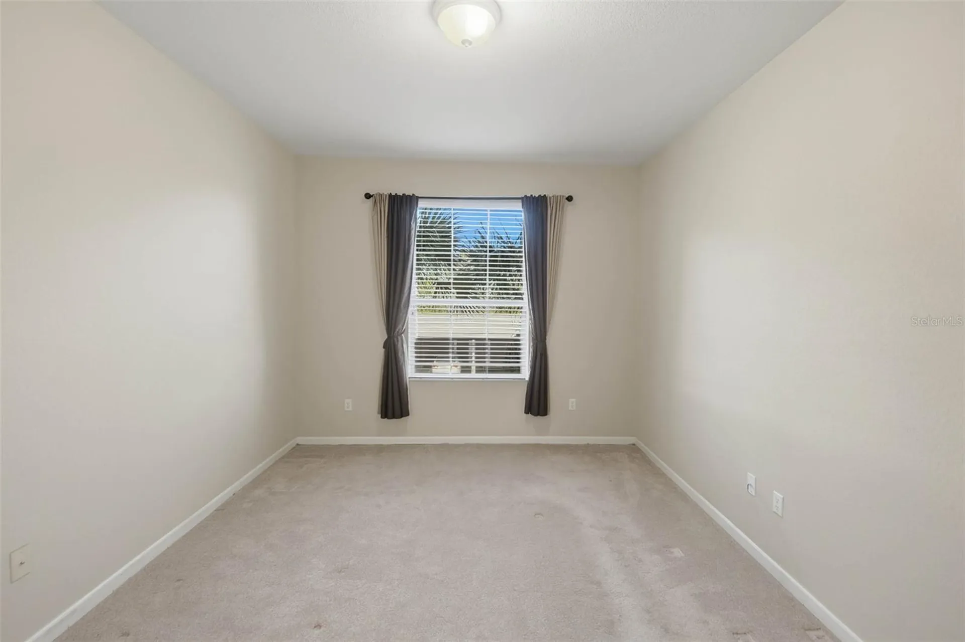8252 Civita Drive Davenport FL 33896