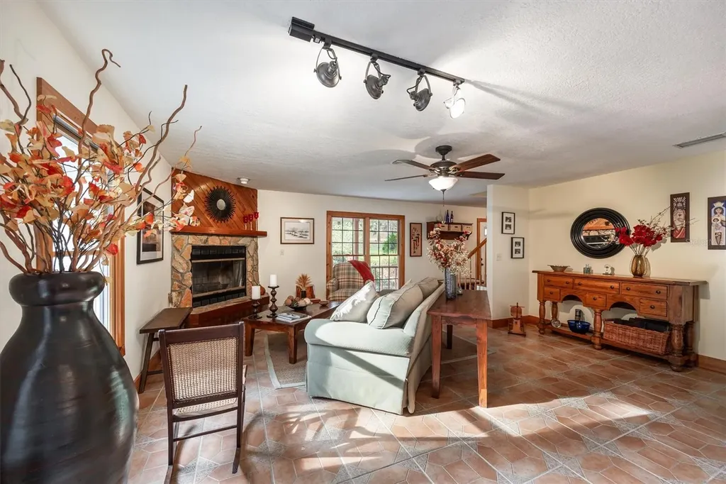 22675 NW 75th Avenue Road Micanopy FL 32667