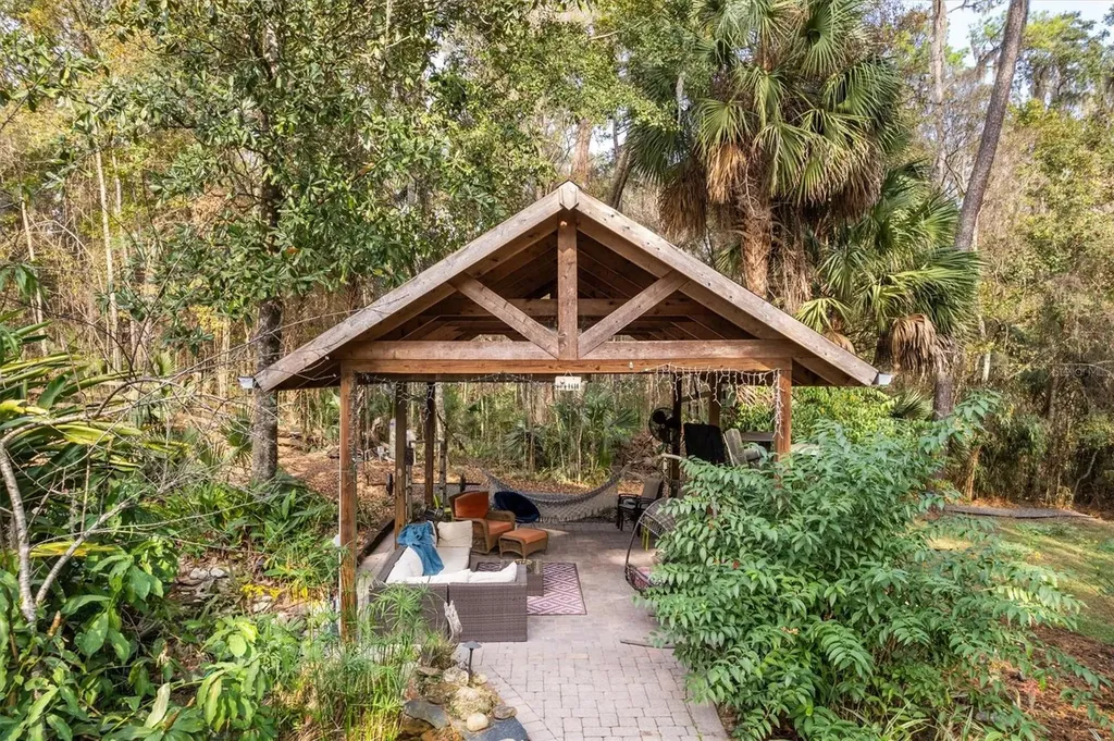 22675 NW 75th Avenue Road Micanopy FL 32667