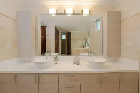 633 Mar De Bering Dorado PR 00646