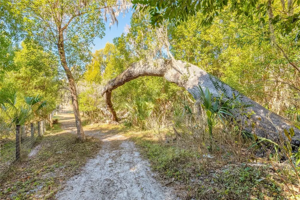 2095 Stone Road Deland FL 32720