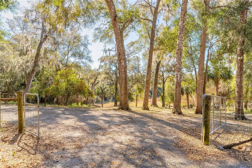 2095 Stone Road Deland FL 32720